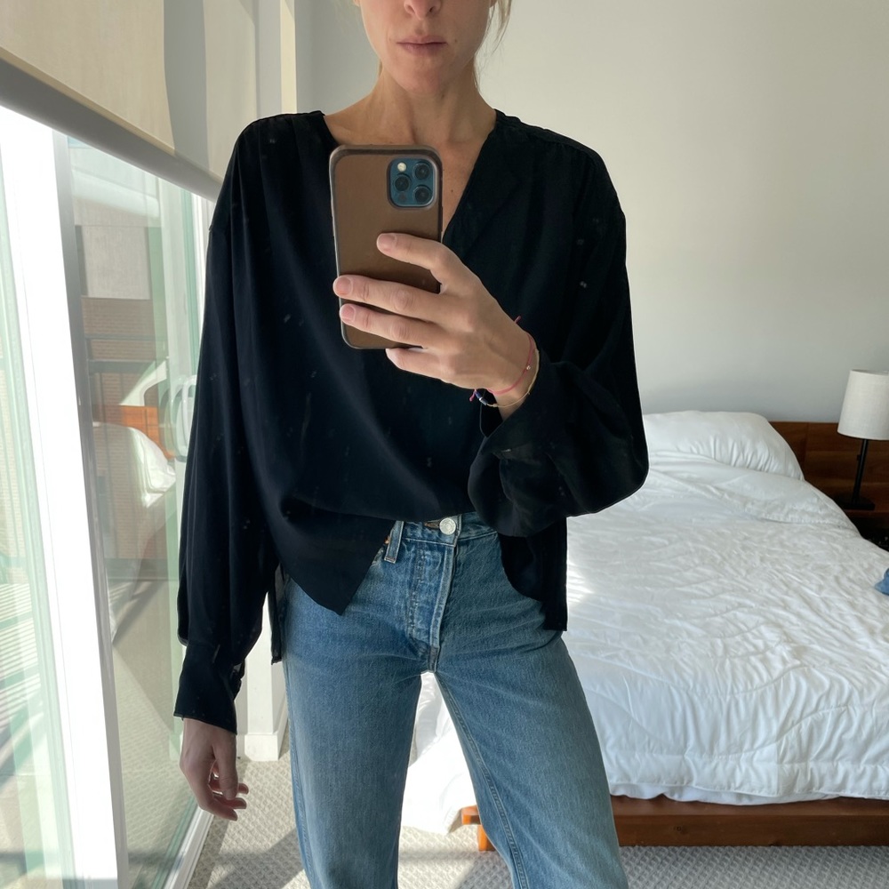 Isabel Marant Etoile black blouse with v-neck and buttons cuffs
